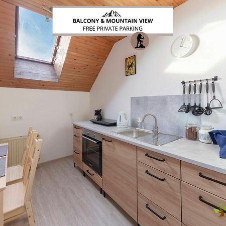Apartments Farm House Uric Йесенице Екстериор снимка