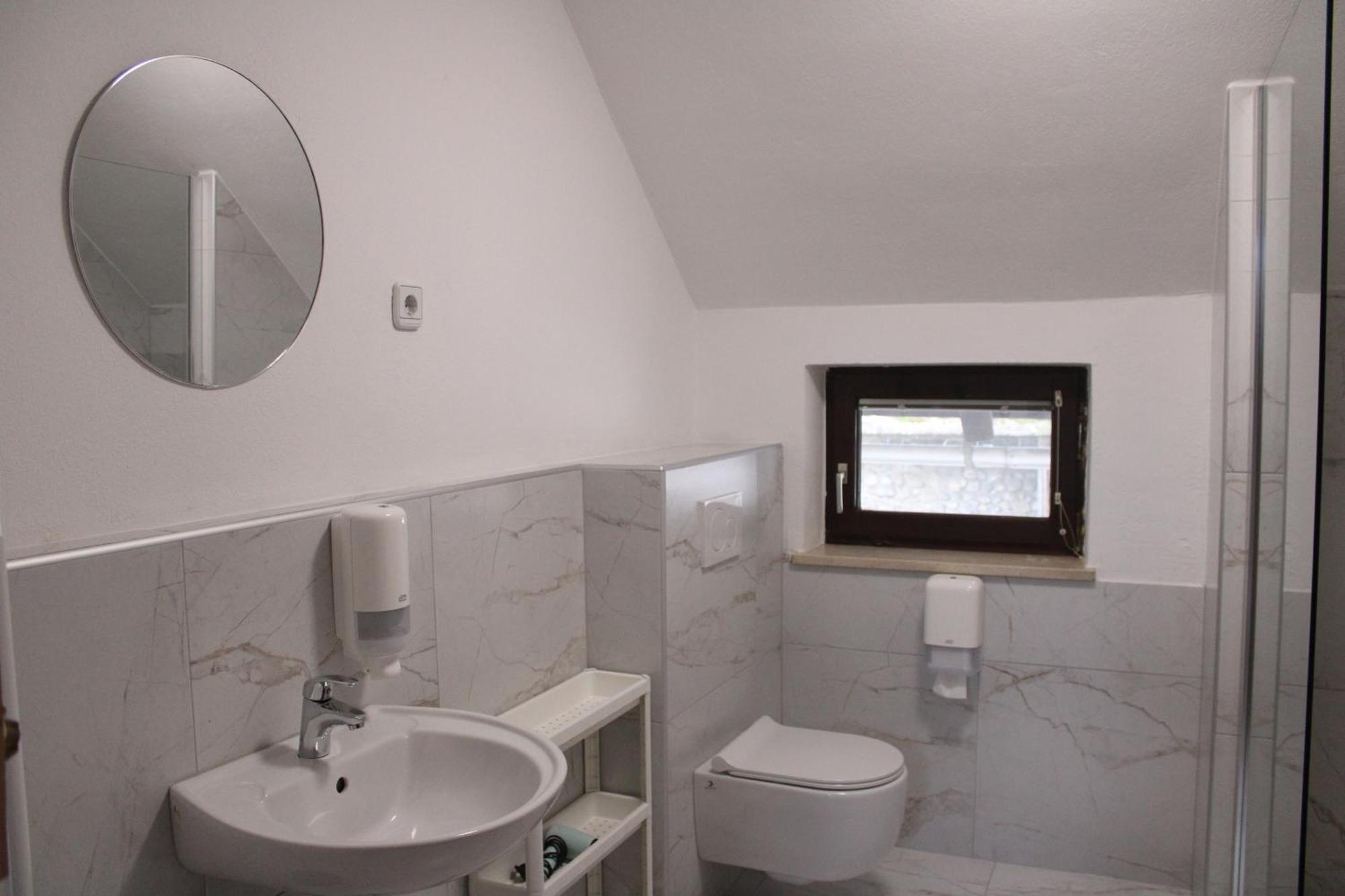 Apartments Farm House Uric Йесенице Стая снимка